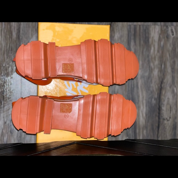 Orange chunky sandals - Picture 4 of 4